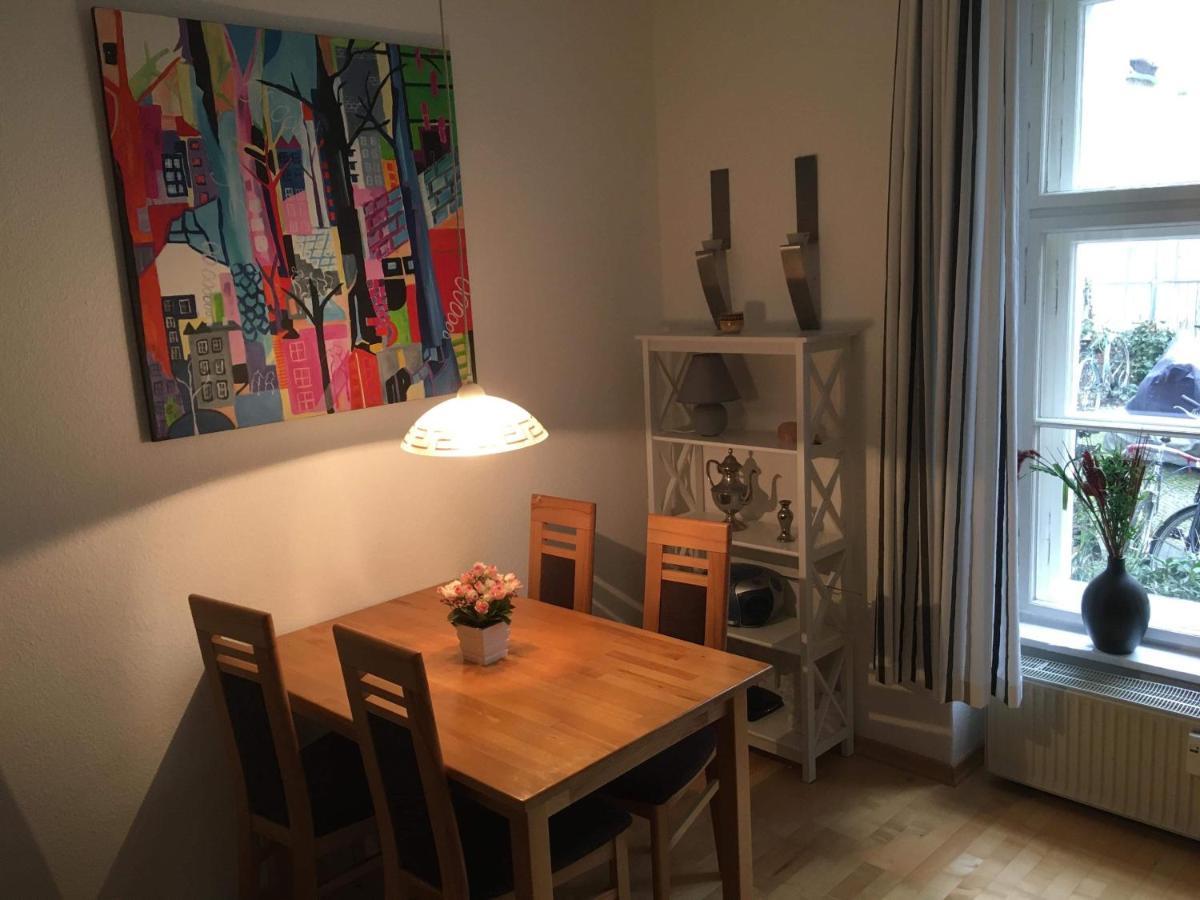 1-Zimmer-Apartment Mitten Im Friedrichshain Berlin Extérieur photo