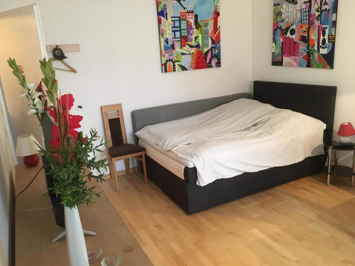 1-Zimmer-Apartment Mitten Im Friedrichshain Berlin Extérieur photo